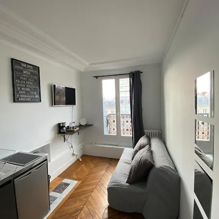 12m2 With View On Eiffel Tower * Parigi