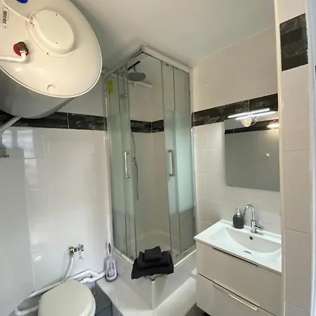 Appartamento 12m2 With View On Eiffel Tower