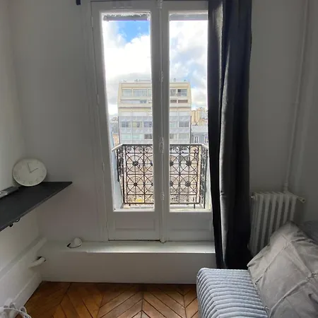 12m2 With View On Eiffel Tower Parigi